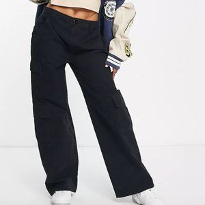 Hourglass oversized cargo pants with multi pocket in black BRAND NEW